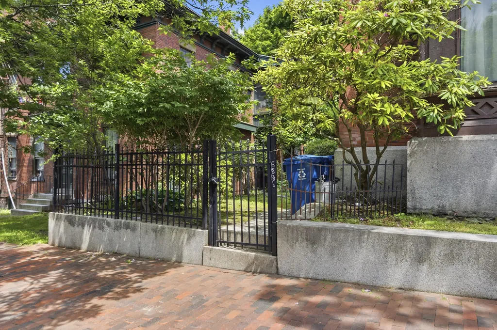 209-211 State Street Portland ME 04101