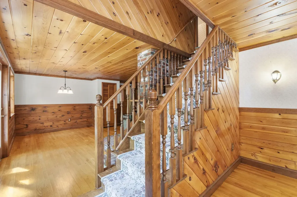 121 Eaton Ridge Drive Holden ME 04429