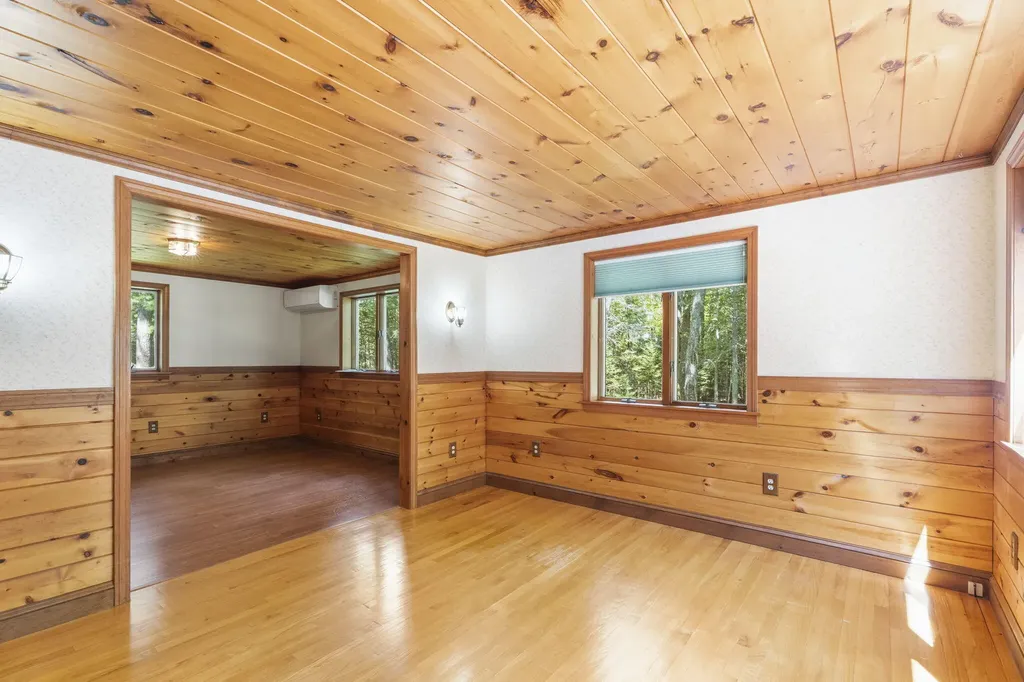 121 Eaton Ridge Drive Holden ME 04429