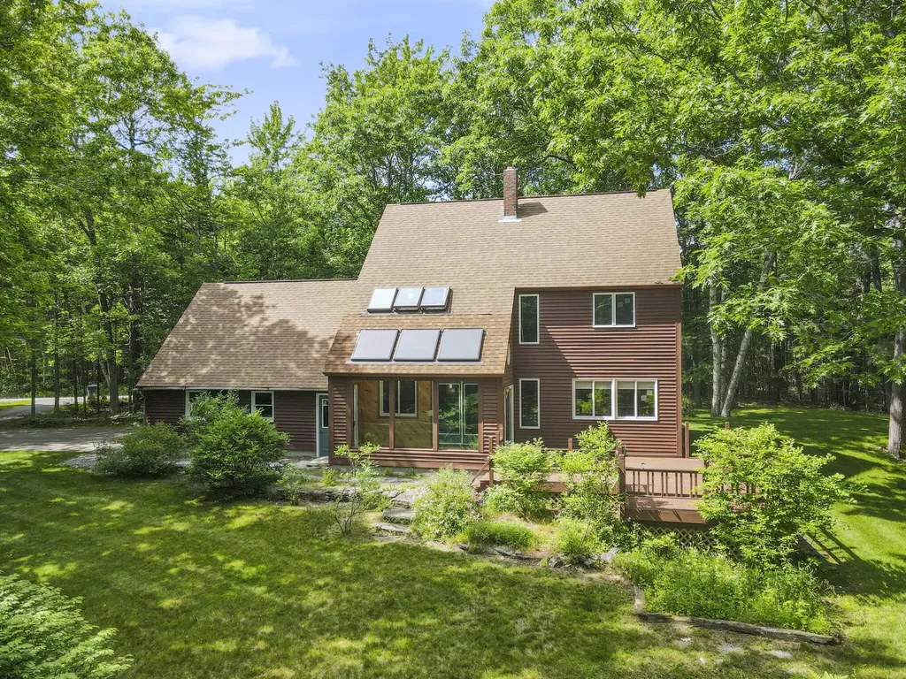 121 Eaton Ridge Drive Holden ME 04429
