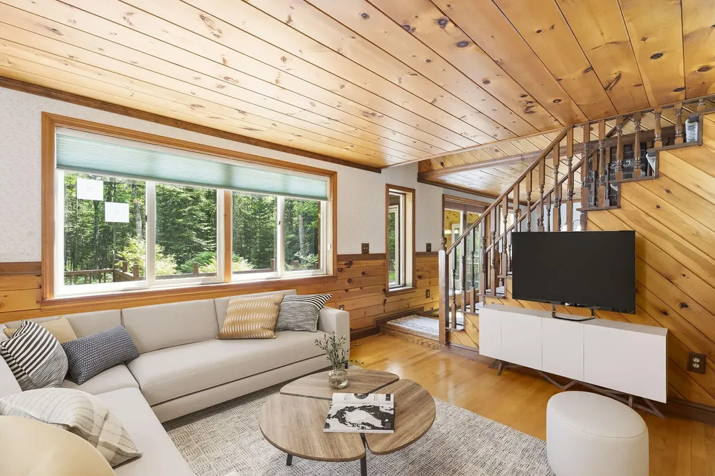 121 Eaton Ridge Drive Holden ME 04429