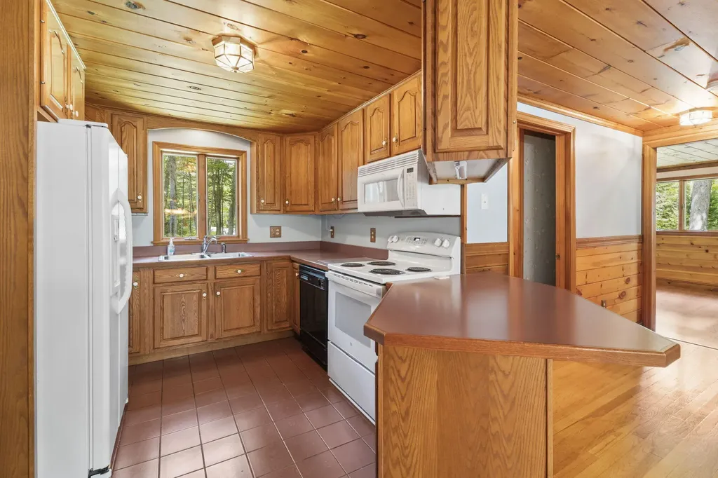 121 Eaton Ridge Drive Holden ME 04429