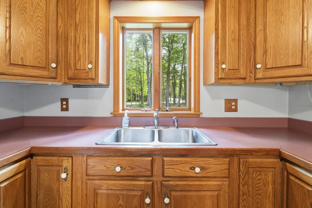 121 Eaton Ridge Drive Holden ME 04429