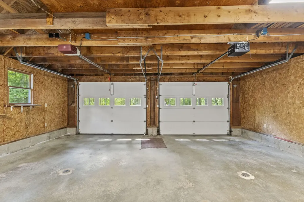 121 Eaton Ridge Drive Holden ME 04429
