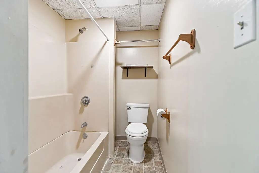 12 Weston Street Augusta ME 04330