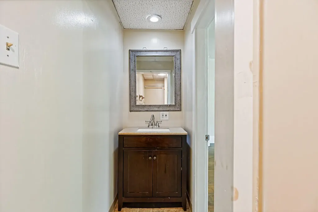 12 Weston Street Augusta ME 04330