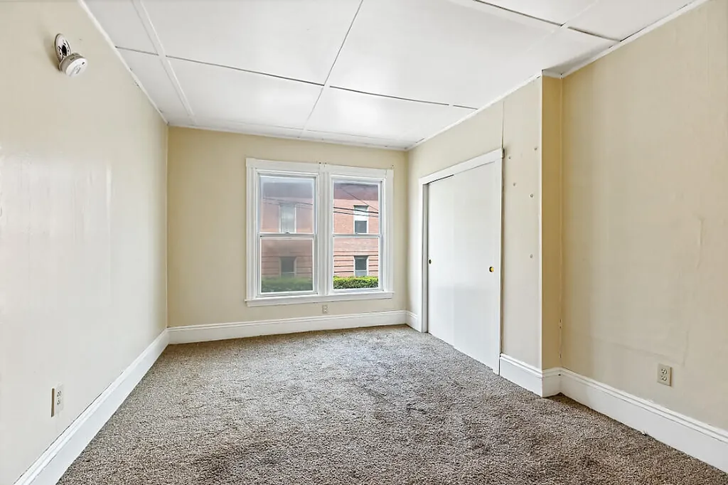 12 Weston Street Augusta ME 04330