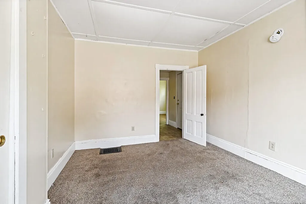 12 Weston Street Augusta ME 04330