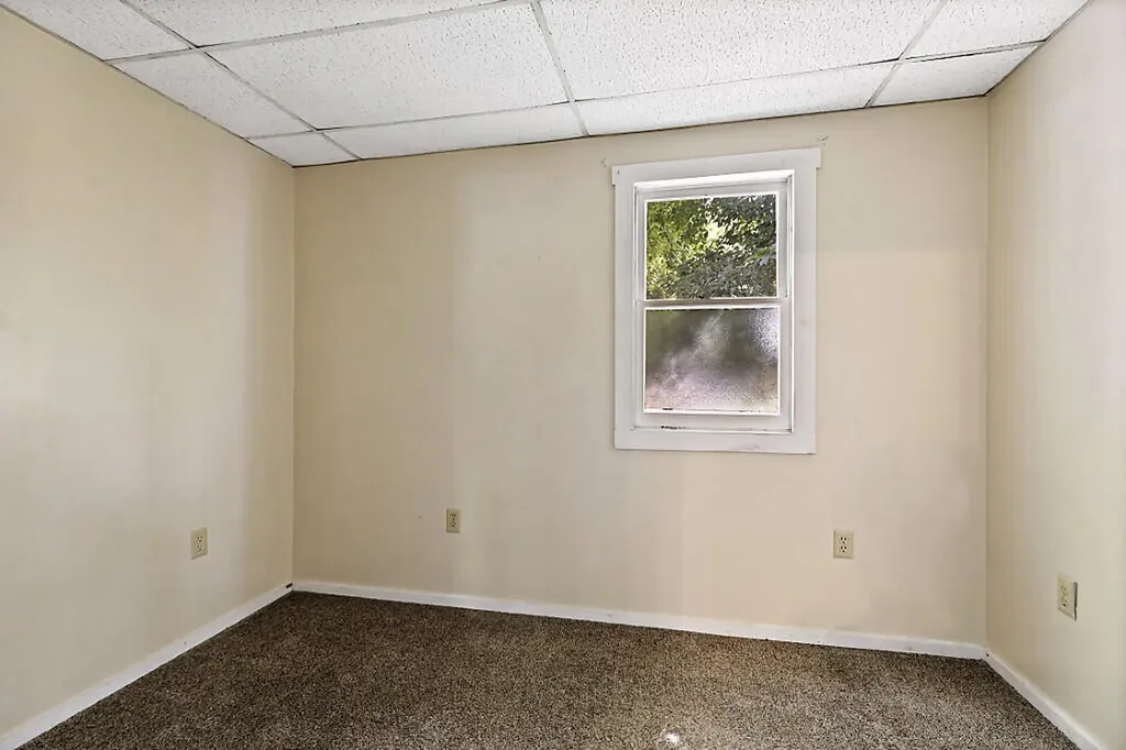 12 Weston Street Augusta ME 04330