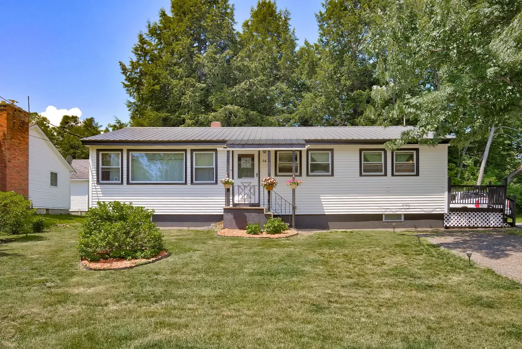 54 New Hampshire Street Millinocket ME 04462