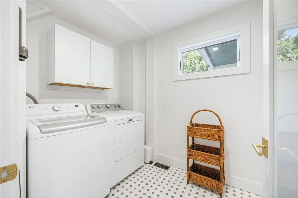 171 Spurwink Road Scarborough ME 04074