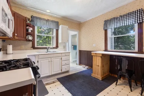 2 Parsonsfield Road Limerick ME 04048