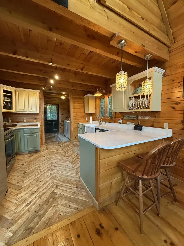 8 Scenic View Drive Lincoln ME 04457