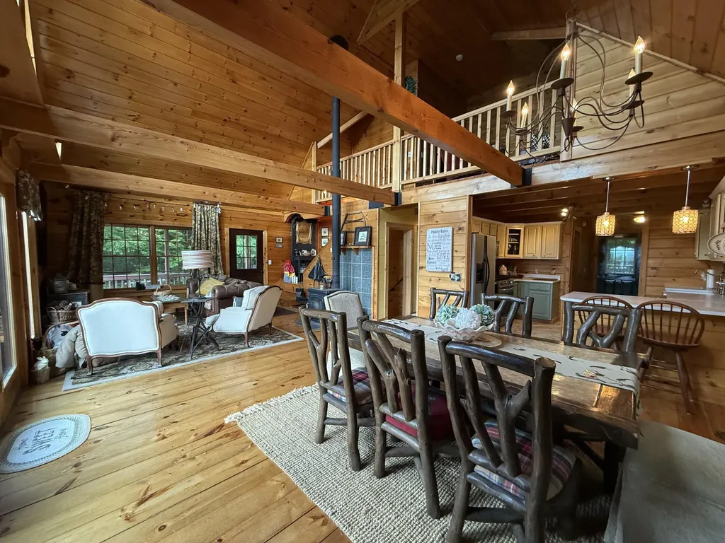 8 Scenic View Drive Lincoln ME 04457