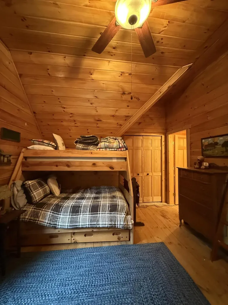 8 Scenic View Drive Lincoln ME 04457