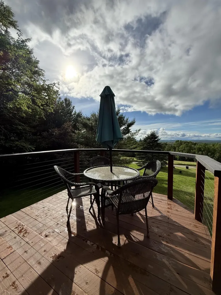 8 Scenic View Drive Lincoln ME 04457