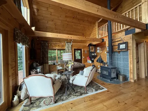 8 Scenic View Drive Lincoln ME 04457
