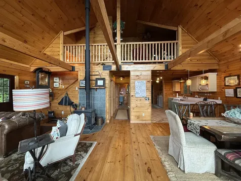 8 Scenic View Drive Lincoln ME 04457
