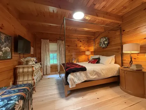 8 Scenic View Drive Lincoln ME 04457