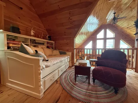 8 Scenic View Drive Lincoln ME 04457