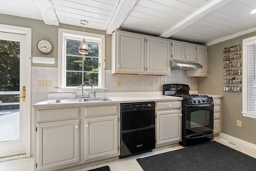 938 E Pond Road Smithfield ME 04978