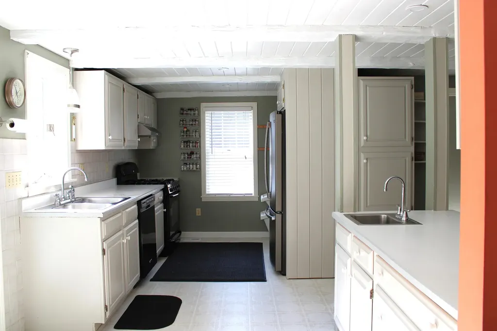938 E Pond Road Smithfield ME 04978
