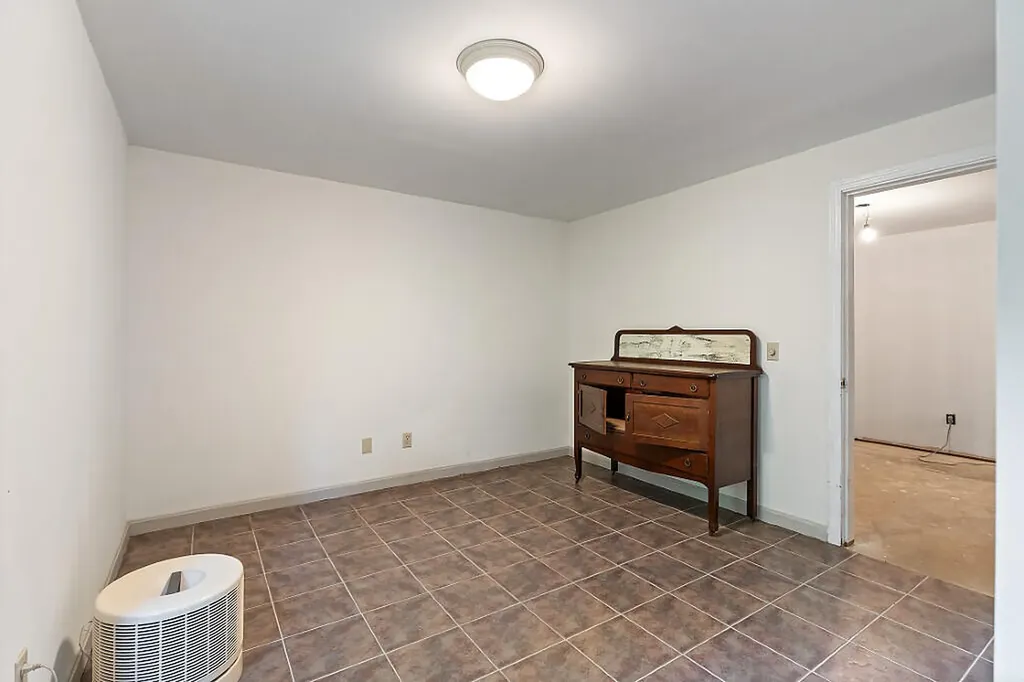 938 E Pond Road Smithfield ME 04978