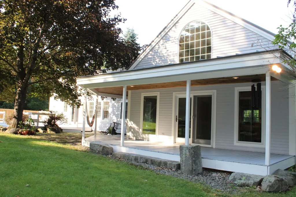 938 E Pond Road Smithfield ME 04978
