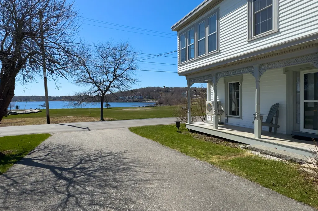 52 Mechanic Street Rockland ME 04841