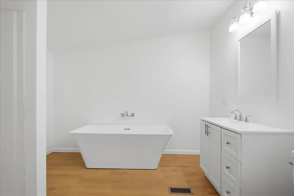 336 Packard Road Monmouth ME 04259