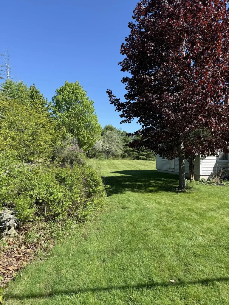 24 Mount Mica Road Paris ME 04281
