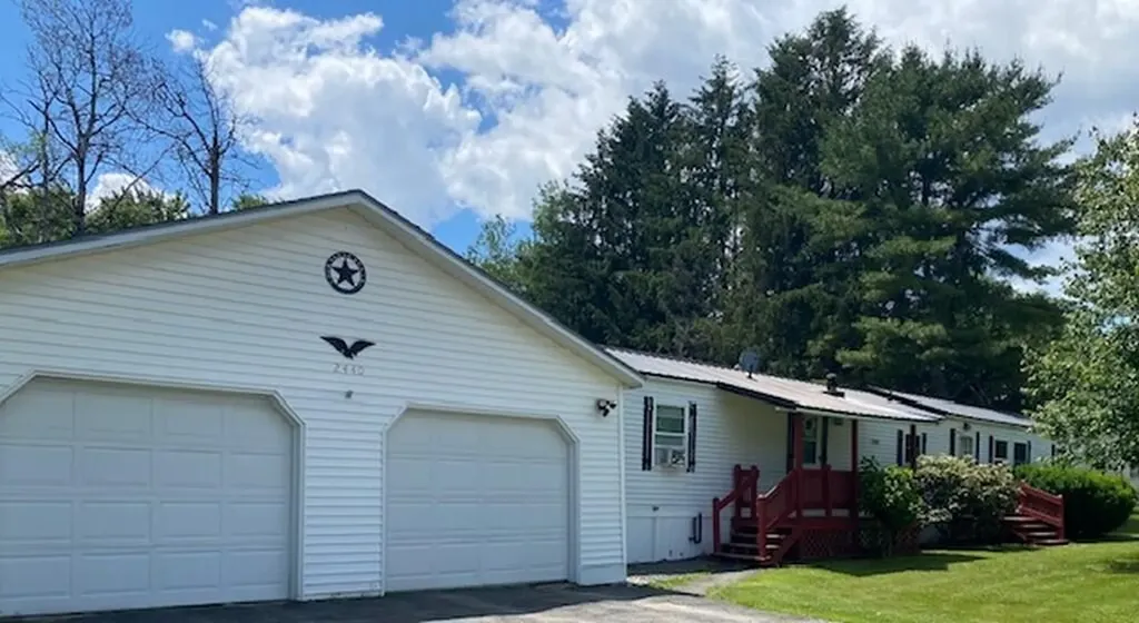 2440 Union Street Hermon ME 04401