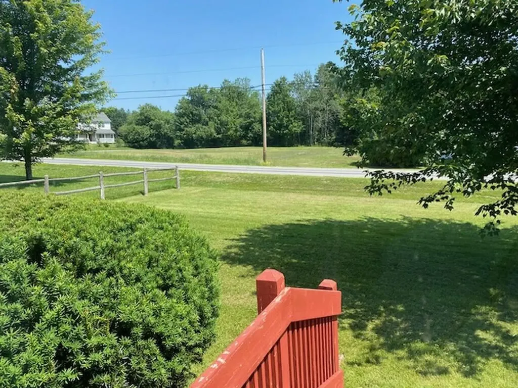 2440 Union Street Hermon ME 04401