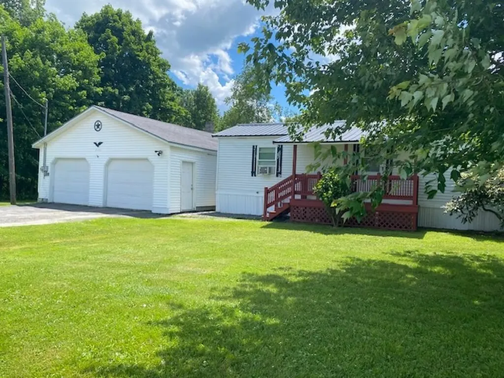 2440 Union Street Hermon ME 04401