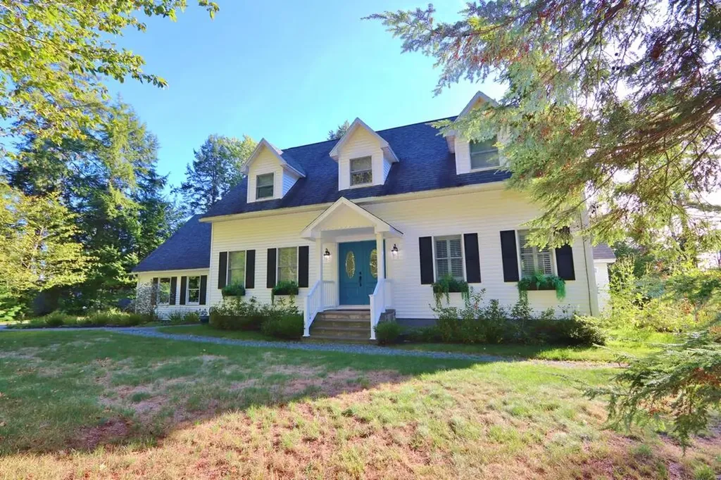 769 Green Lake Road Dedham ME 04429