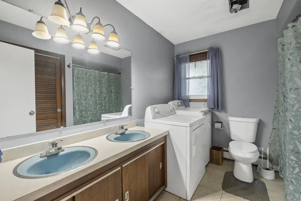 18 Caron Street Lewiston ME 04240