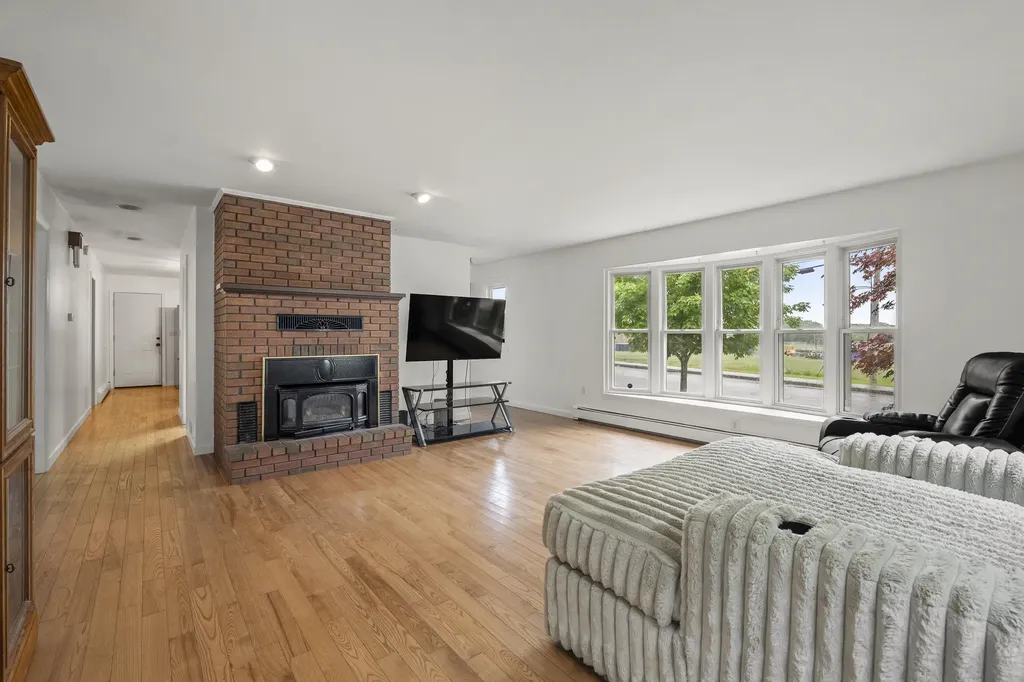 18 Caron Street Lewiston ME 04240