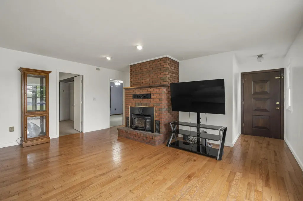 18 Caron Street Lewiston ME 04240