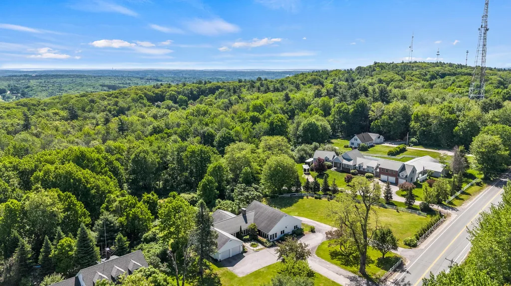 363 Blackstrap Road Falmouth ME 04105