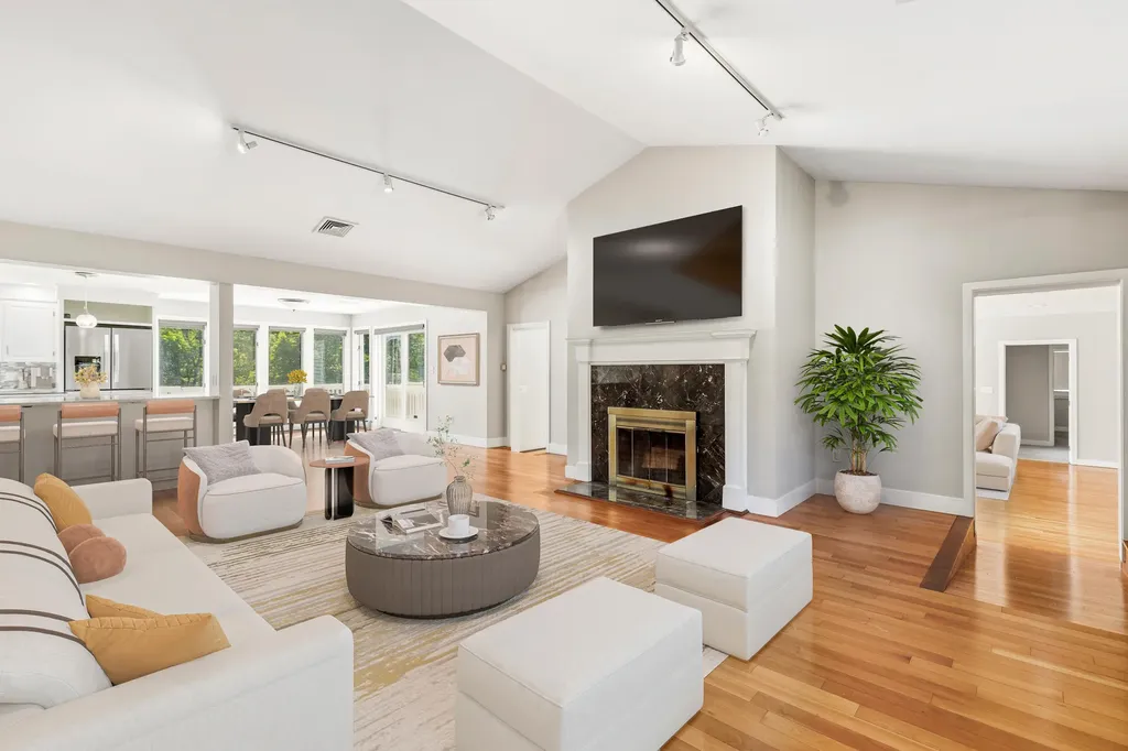 363 Blackstrap Road Falmouth ME 04105