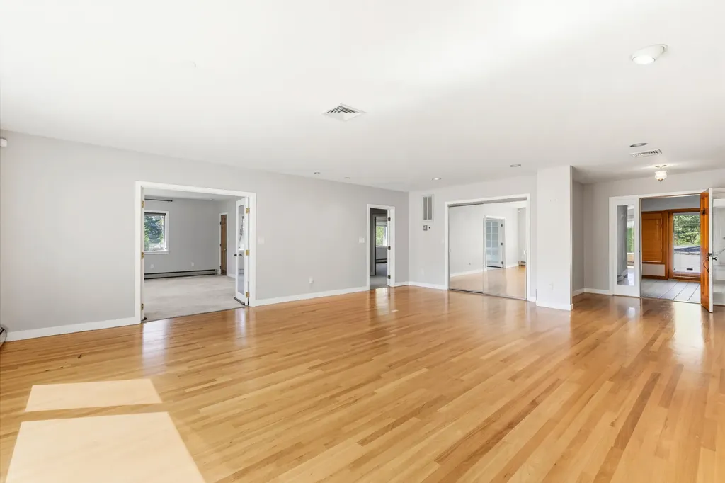 363 Blackstrap Road Falmouth ME 04105