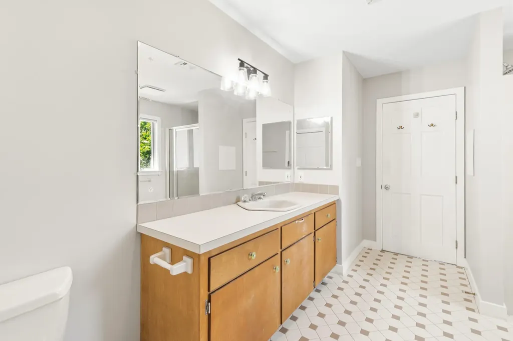 363 Blackstrap Road Falmouth ME 04105