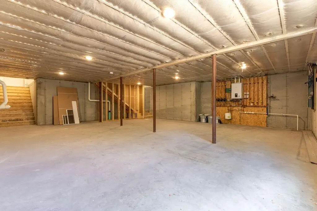 13 Eastfield Drive Gray ME 04039