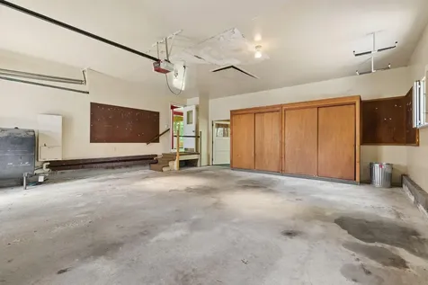 52 Robinson Gardens Lewiston ME 04240
