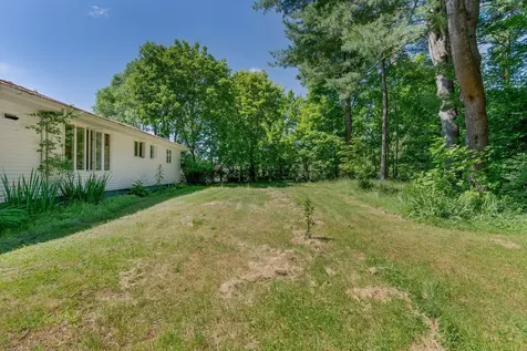 52 Robinson Gardens Lewiston ME 04240
