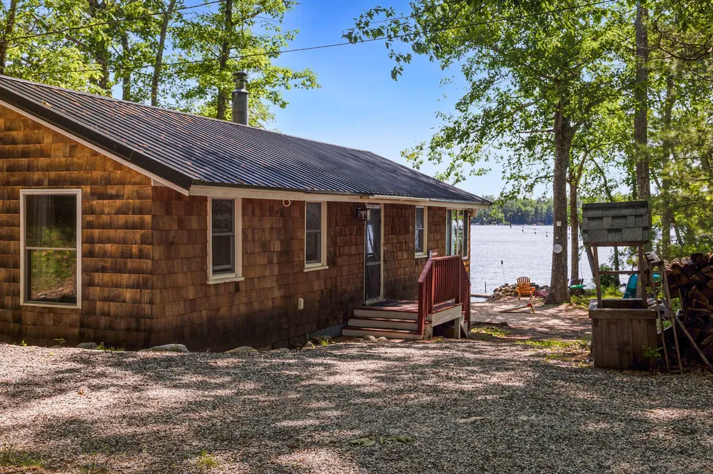 10 Daisy Road Shapleigh ME 04076