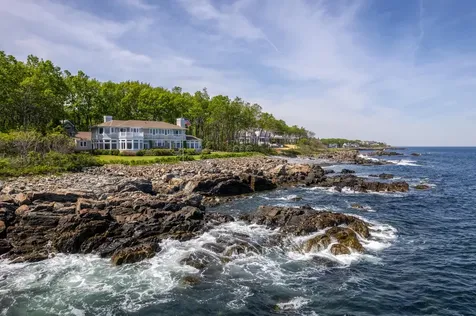 5 Anbelwold Circuit York ME 03902