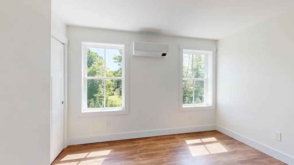 21 Magnolia Lane Gardiner ME 04345