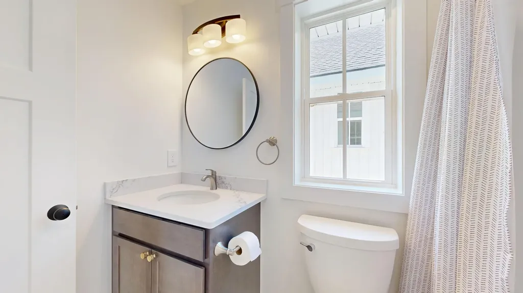 21 Magnolia Lane Gardiner ME 04345