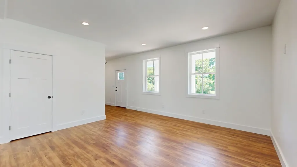 21 Magnolia Lane Gardiner ME 04345